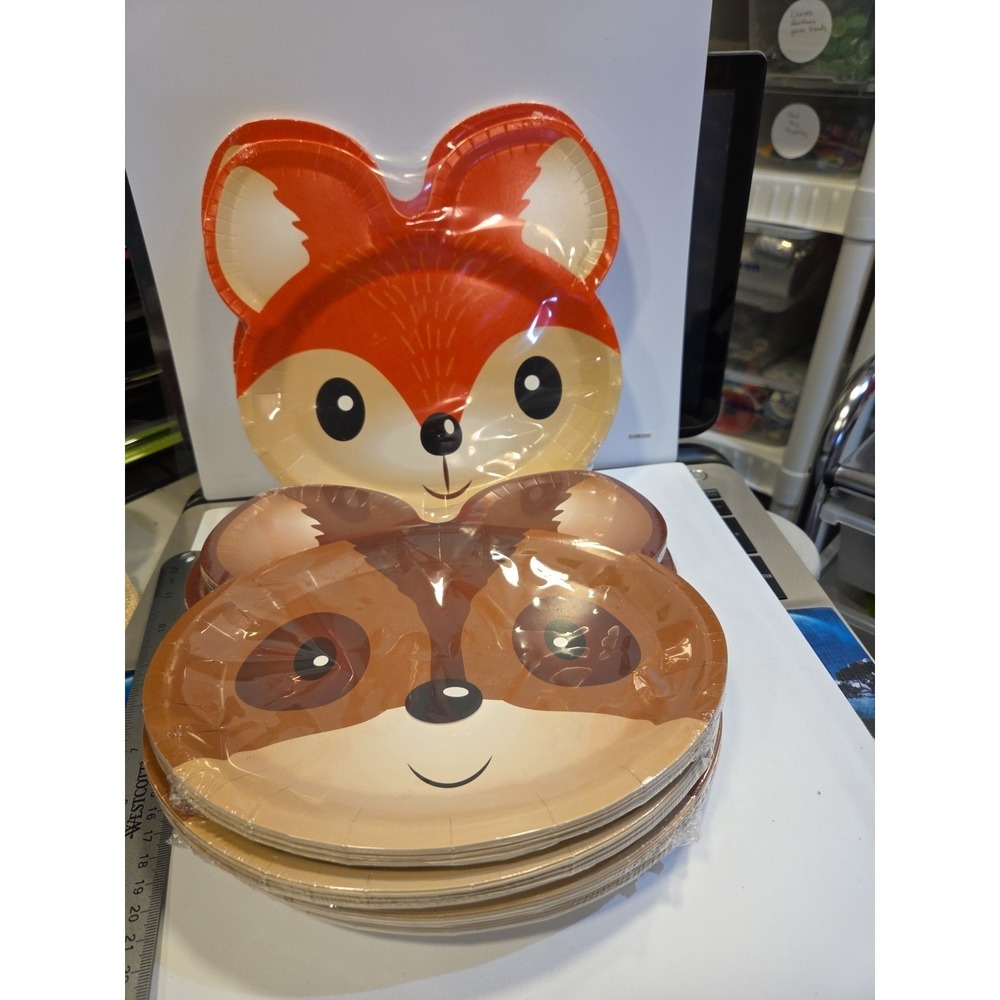 Michaels Celebrate Thanksgiving 9" Squirrel, Fox Paper Plates,โ 12 ct Each